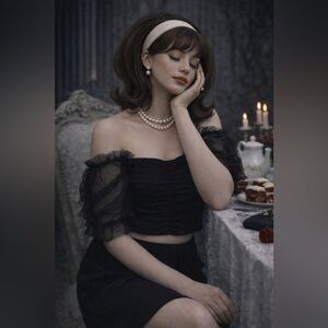 2/$10 Wild Fable Black Ruched Crop Top | Trendy Fitted Basic | Size L